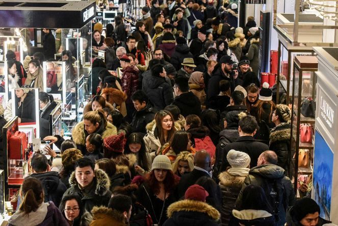 ABD'de büyük indirim çılgınlığı! 6