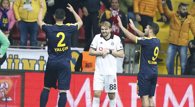 Şenol Güneş gözünü kaybetme tehlikesi atlattı! 5