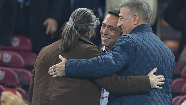 Ali Koç ve Ahmet Ağaoğlu tribünde birlikte oturdu! 3