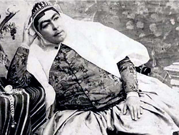 Bir dönemin en kıskanılan kadınıydı: İran Prensesi Qajar! 5