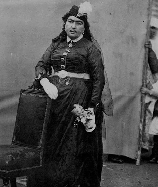 Bir dönemin en kıskanılan kadınıydı: İran Prensesi Qajar! 6
