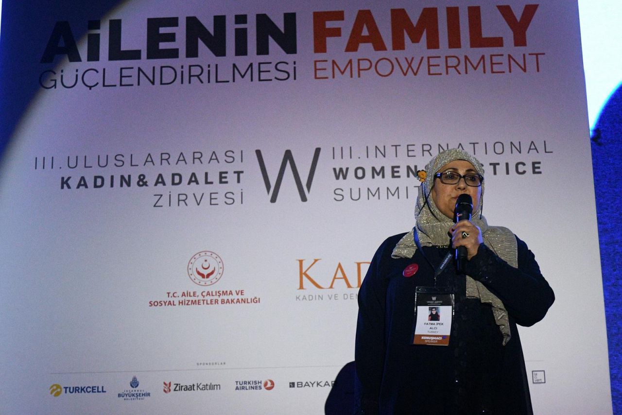 İsveç'te "Yılın Kahramanı" seçilen Fatma teyzenin öyküsü! 1