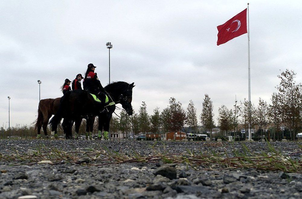 İstanbul Emniyeti'nin kadın süvarileri devriyede! 10