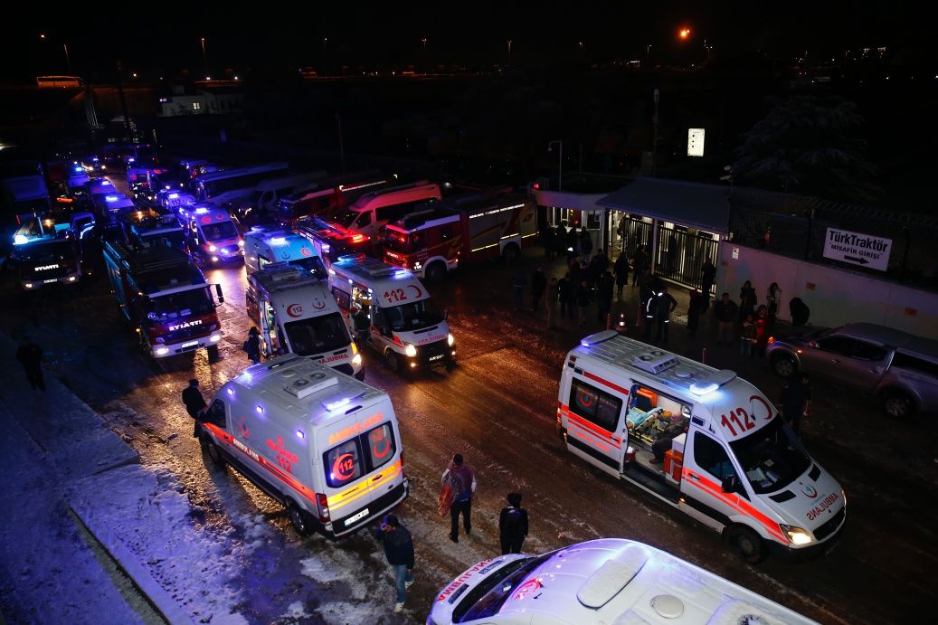 Görüntüler yaşanan dehşeti gözler önüne serdi! 16