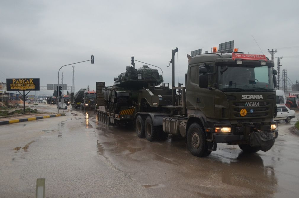 Sınır birliklerine tank ve zırhlı sevkiyatı sürüyor! 3