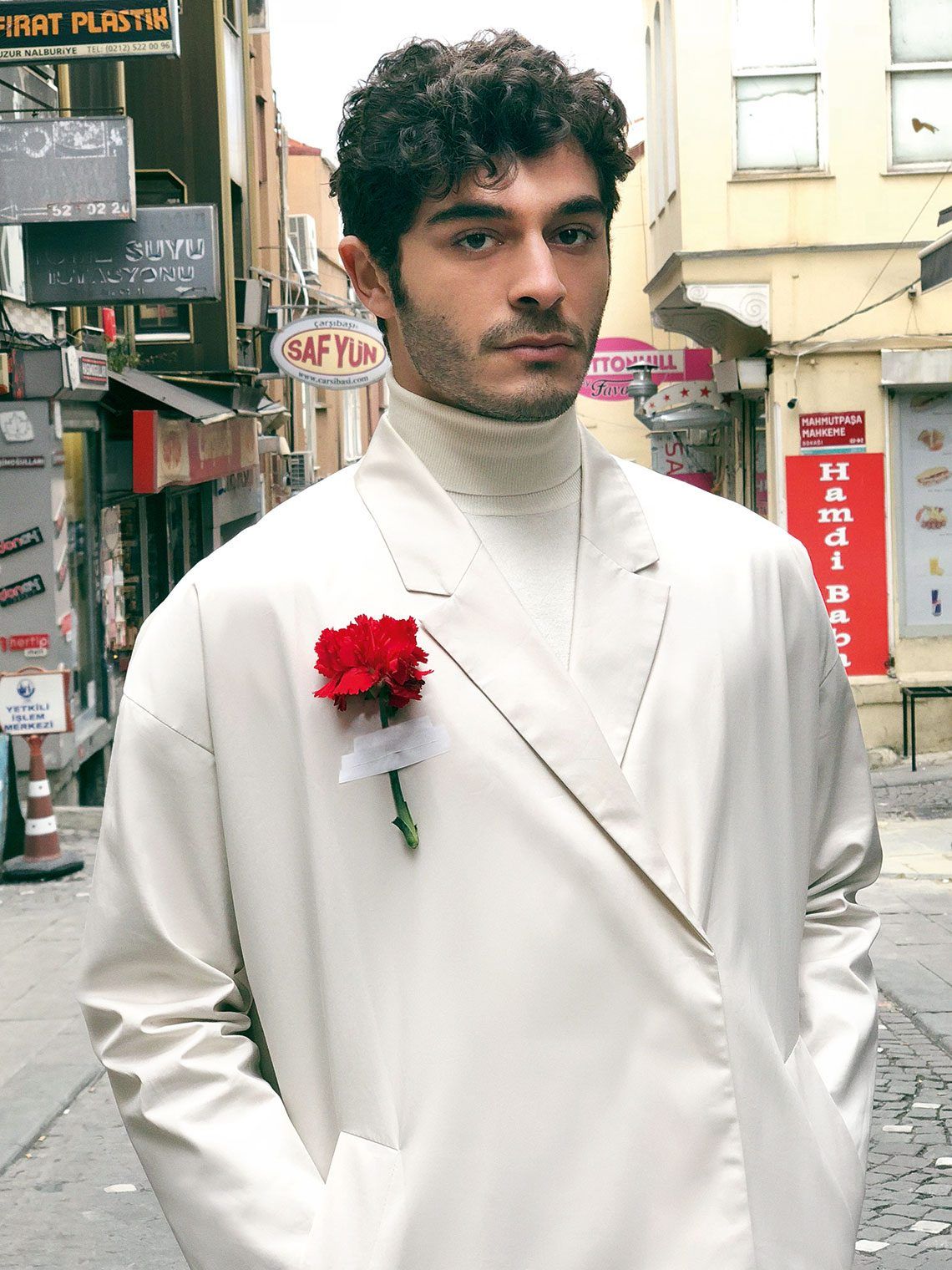 Burak Deniz yeni kız arkadaşıyla yakalandı! 13