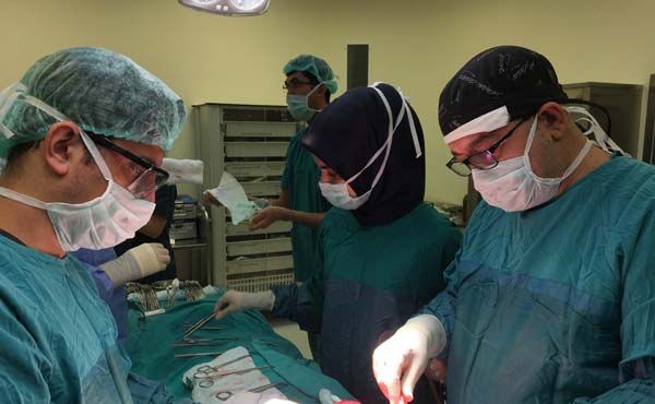 Karnından çıkanlar doktorları bile şoke etti! 6
