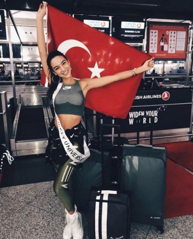 Kainatın en güzel kadını seçildi! 11