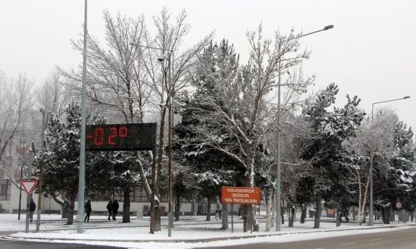 Erzurum'da kartpostallık kar manzaraları! 1