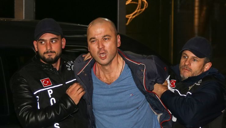 Murat Özdemir'in vukuatları saymakla bitmiyor! 13