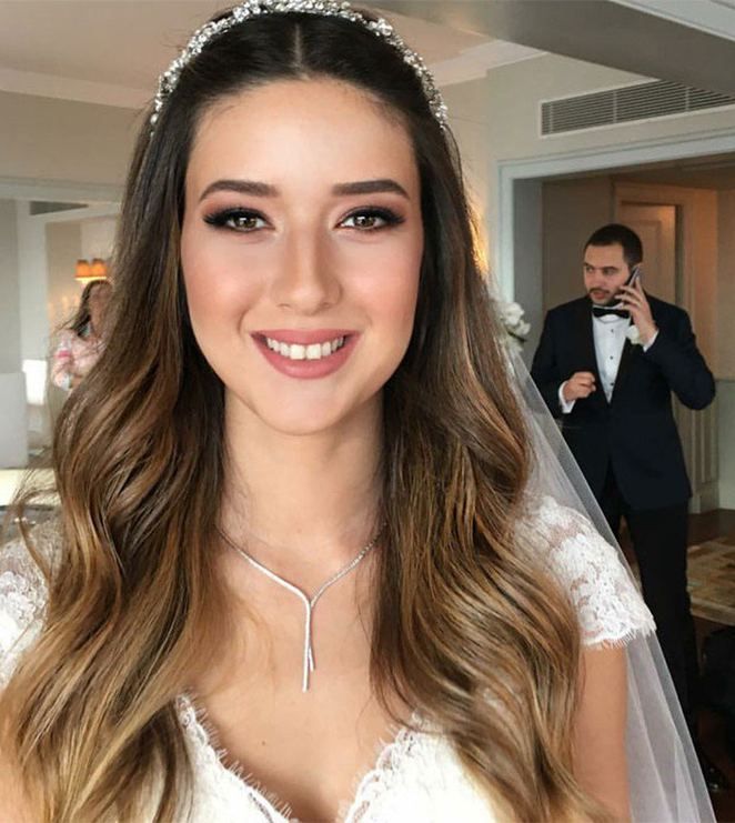 Acun Ilıcalı 'mucize çocuk' dediği kızıyla poz verdi! 4