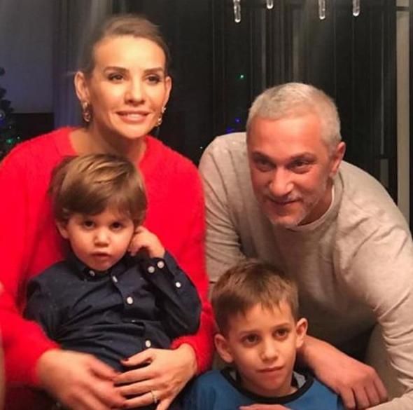 Ünlü isimler yeni yıla böyle girdi! 14
