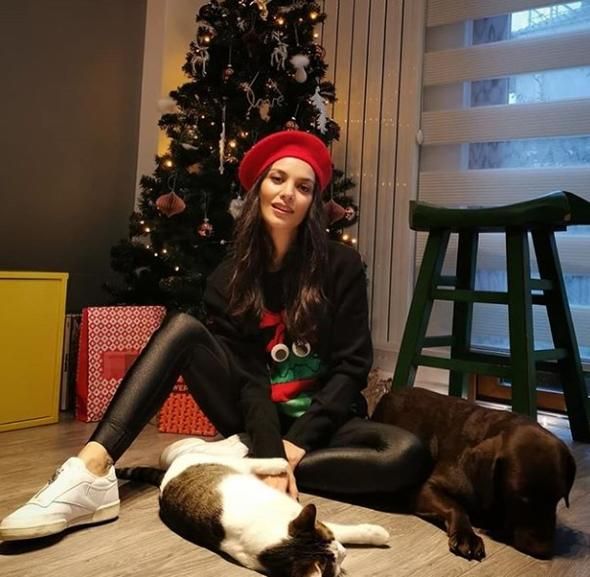 Ünlü isimler yeni yıla böyle girdi! 15