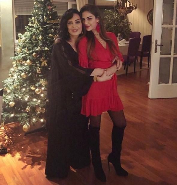 Ünlü isimler yeni yıla böyle girdi! 18