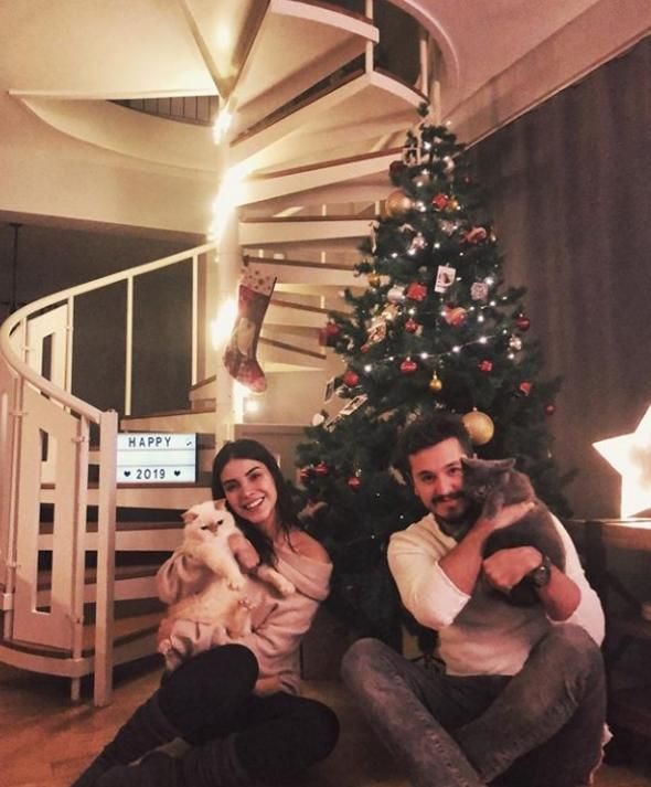Ünlü isimler yeni yıla böyle girdi! 6