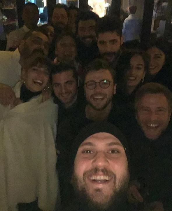 Ünlü isimler yeni yıla böyle girdi! 7