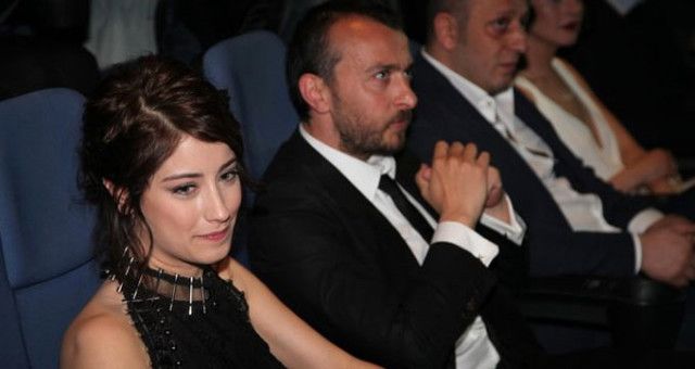 Ünlü çiftin davetiyesinde göze çarpan detay! 1