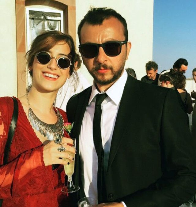Ünlü çiftin davetiyesinde göze çarpan detay! 5