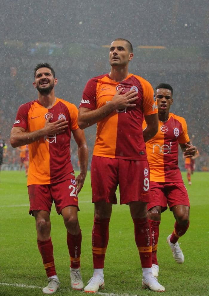 Galatasaray'ı şoke eden hamle! 1