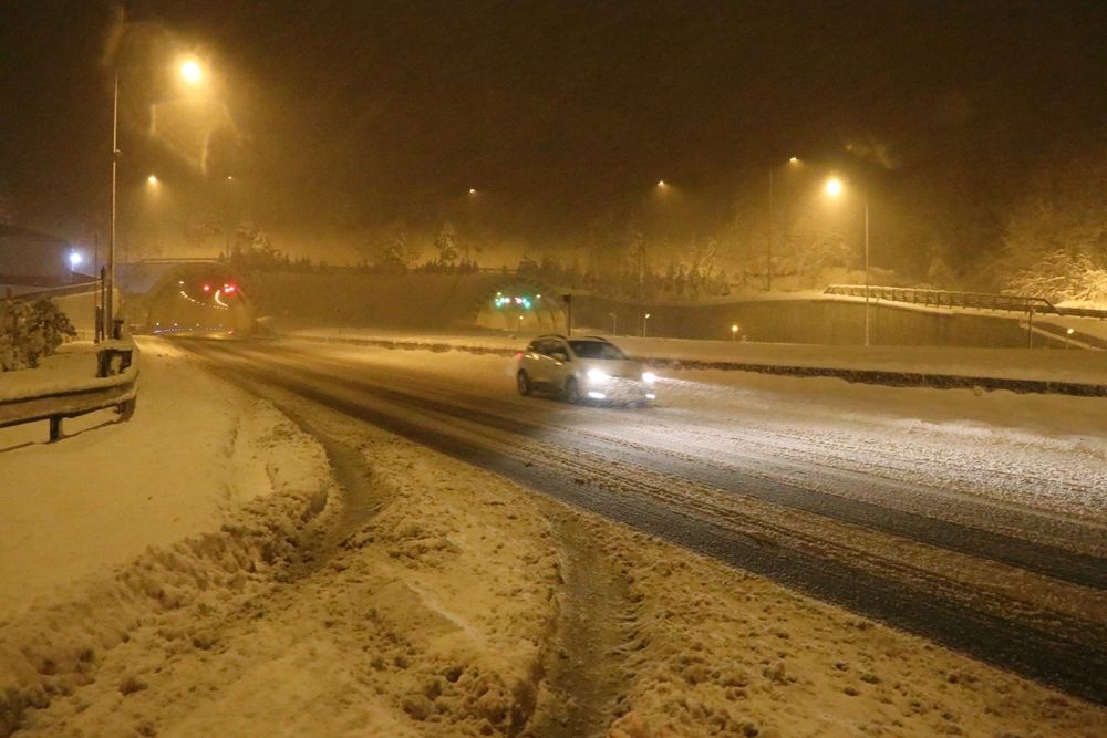 Bolu Dağı geçişi TIR ve kamyonlara kapatıldı... 9
