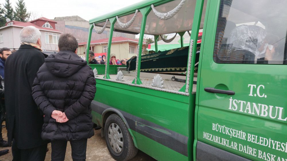 Hadi Özışık'ın babası son yolculuğuna uğurlandı! 14