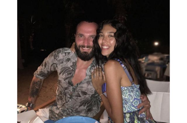 Berkay Şahin doğacak bebeğinin ismini açıkladı! 22
