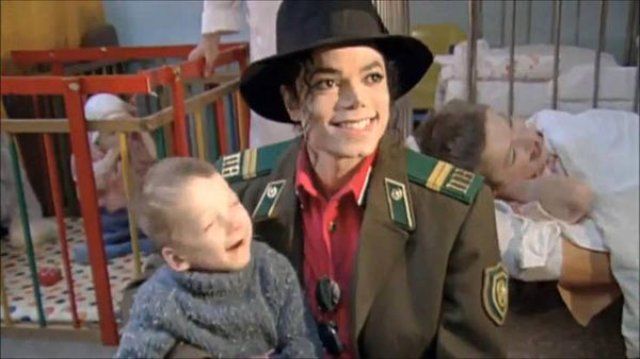 Michael Jackson'ın pedofili belgeseli izleyenleri dehşete düşürdü! 1