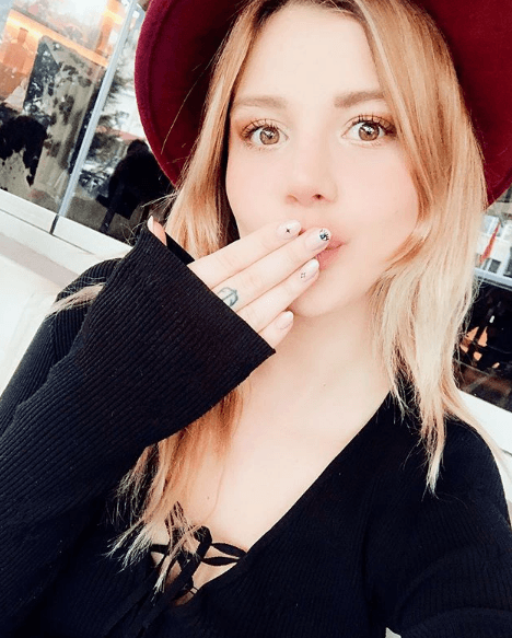 Ünlü komedyen gönlünü bu güzele kaptırdı! 8