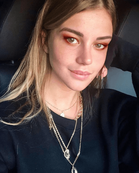 Ünlü komedyen gönlünü bu güzele kaptırdı! 21