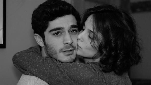 Büşra Develi'nin aşktan yana yüzü gülmedi! 10