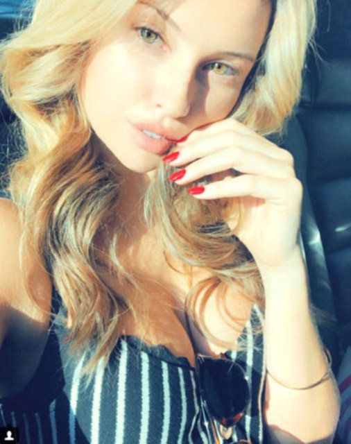 Chloe Loughnan, Yeliz Yeşilmen'i tanımadı! 12