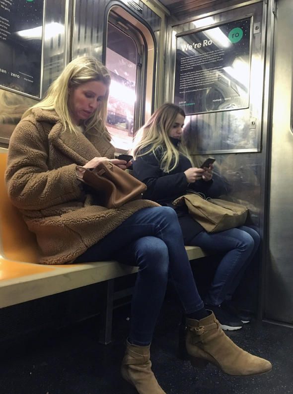 Özel uçağı olan milyarder metrodan çıktı! 9