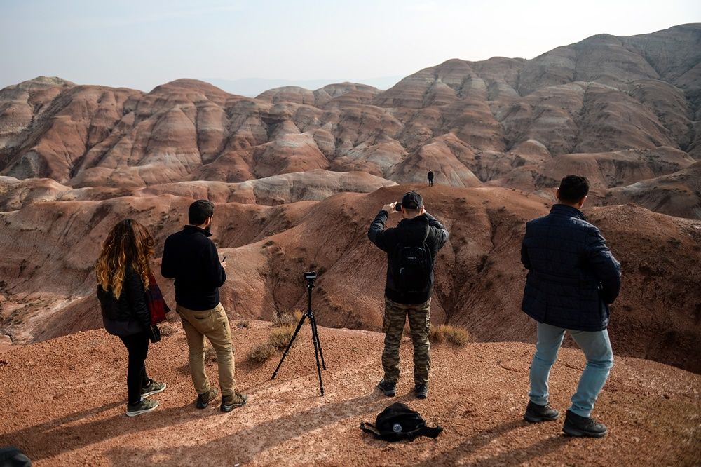 Iğdır'daki Gökkuşağı Tepeleri görsel şölen sunuyor 17