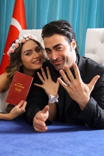 Bergüzar Korel'in annesi Diriliş Ertuğrul oyuncusu çıktı! 67