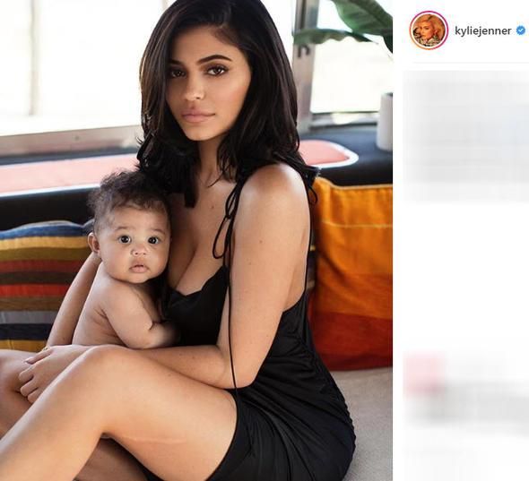 Kylie Jenner ve Ronaldo bir yumurtaya yenildi! 6