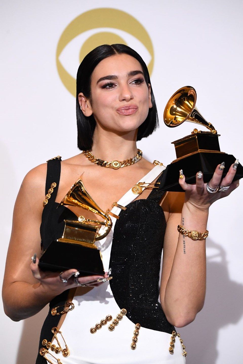 61. Grammy Ödülleri sahiplerini buldu! 13