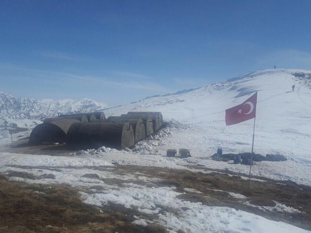 Eksi 30 derecede JÖH'ler terörist avında! 15