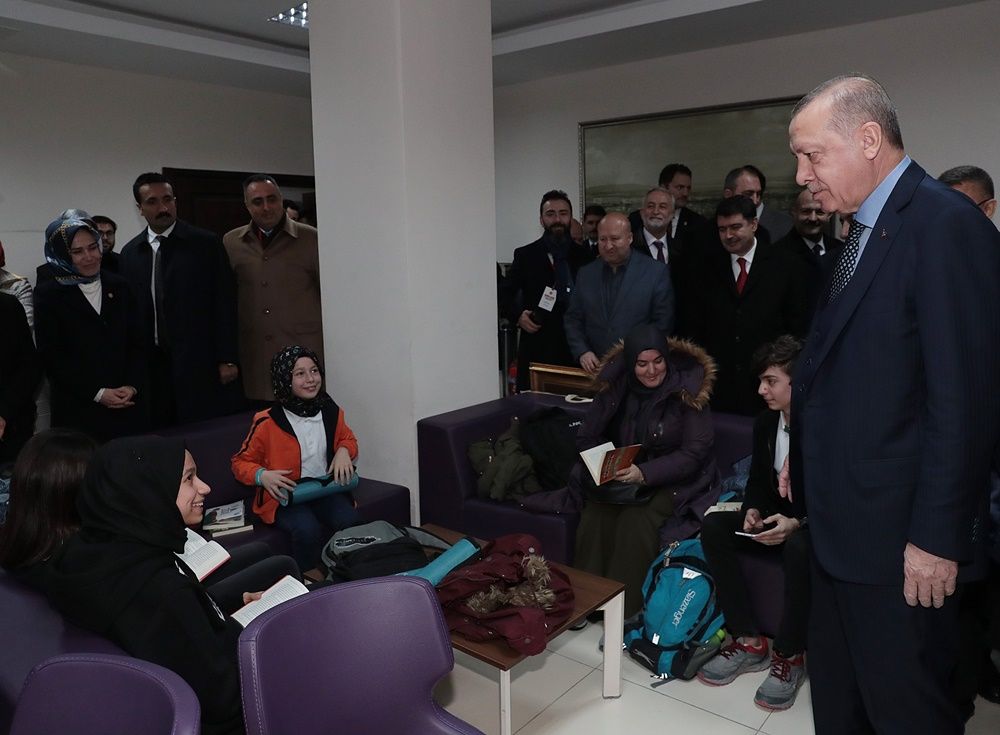 Erdoğan'dan millet kıraathanesi ziyareti... 3