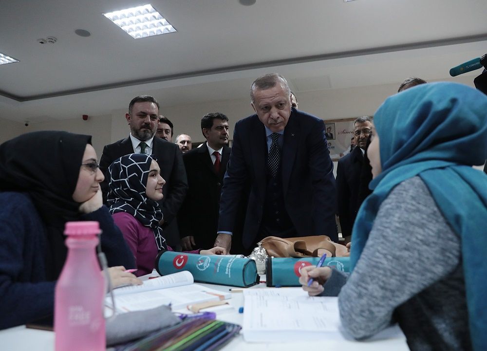 Erdoğan'dan millet kıraathanesi ziyareti... 6