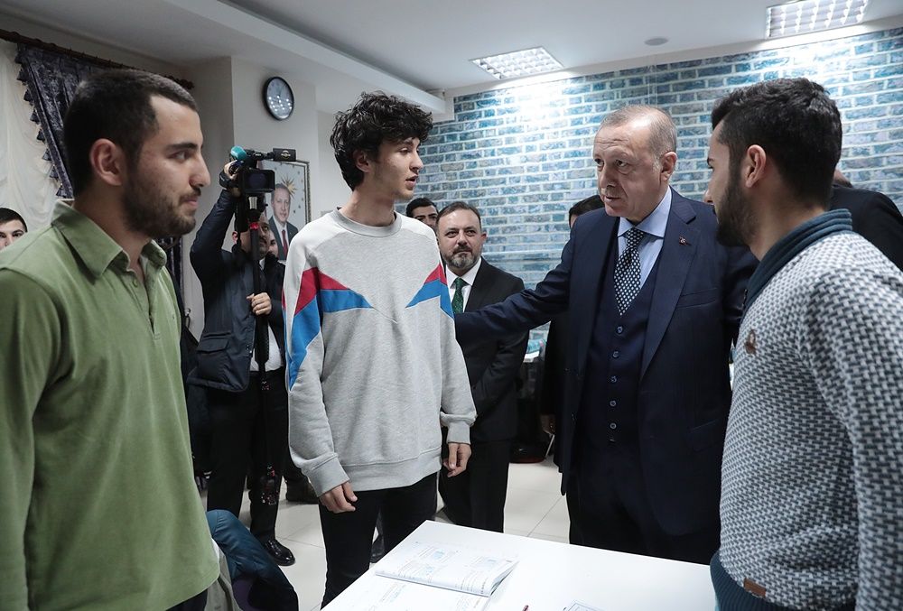 Erdoğan'dan millet kıraathanesi ziyareti... 9