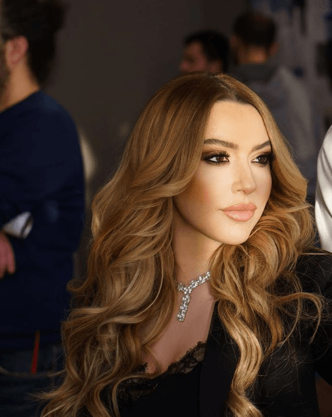 Hadise'nin bu pozlarına Ceylan Ertem de dayanamadı! 11
