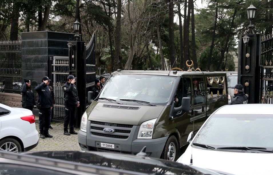 Helikopter şehitlerine hazin tören! 12