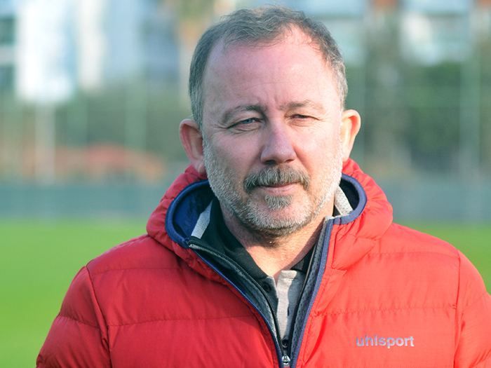 Beşiktaş'ta gözler Sergen Yalçın'da! 9