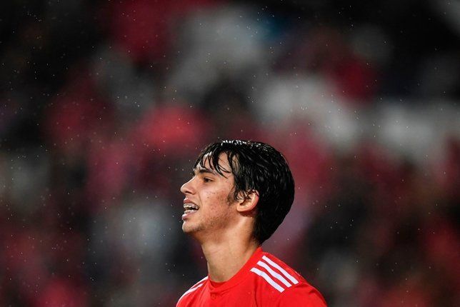 GS-Benfica maçındaki o detayı dünya devi fark etti! 8