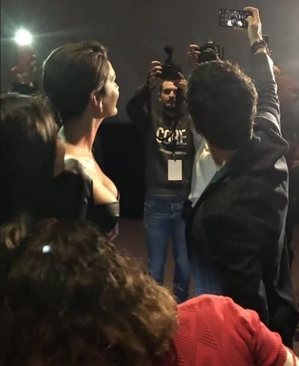 Filmin başrolüydü, galanın yıldızı oldu! 12