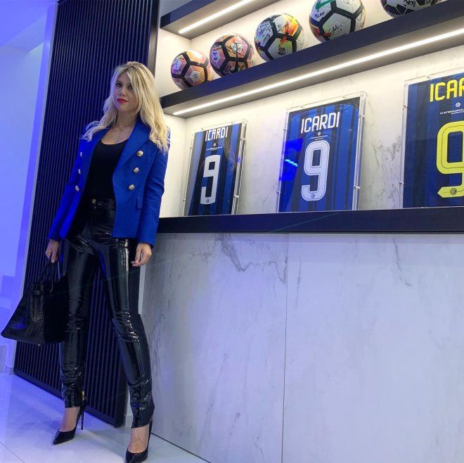 Wanda Nara, Icardi'nin fotoğraflarını ateşe verdi! 8
