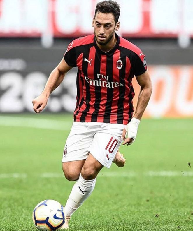 Hakan Çalhanoğlu'nun ihanet mesajları ortaya çıktı! 6
