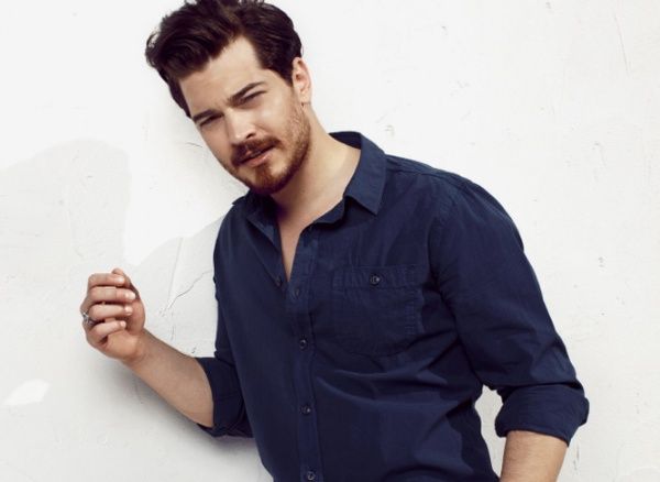Çağatay Ulusoy fazla kilodan tanınmaz halde! 9
