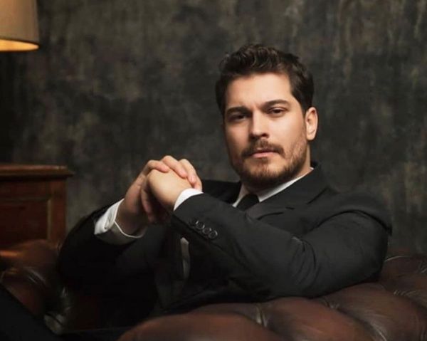 Çağatay Ulusoy fazla kilodan tanınmaz halde! 6