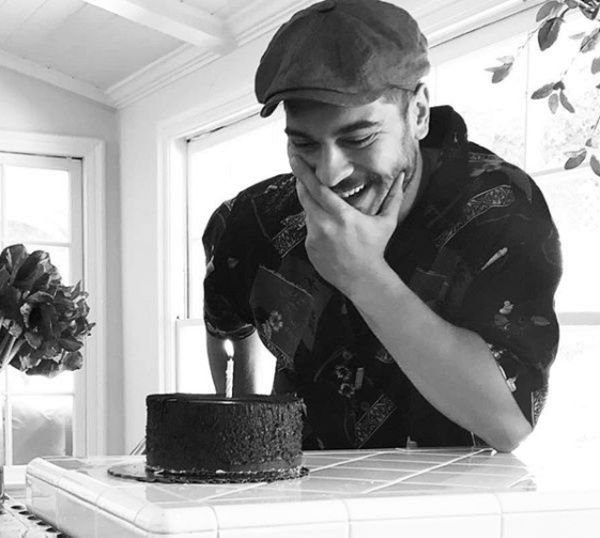 Çağatay Ulusoy fazla kilodan tanınmaz halde! 12